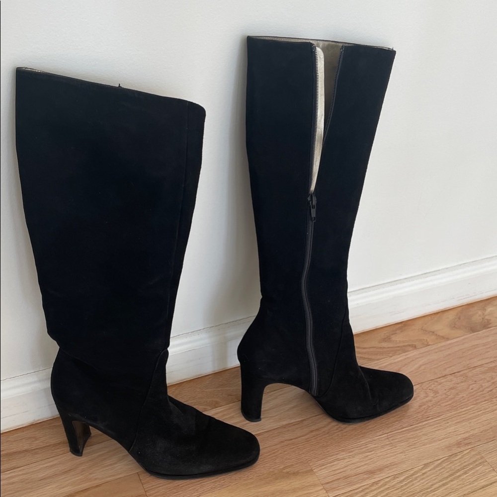 Ellen Tracy Black Heeled Boots